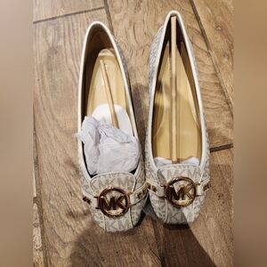 MICHAEL KORS Womens FULTON MOC SIZE 10